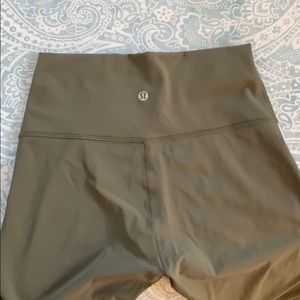 Lululemon wunder under leggings